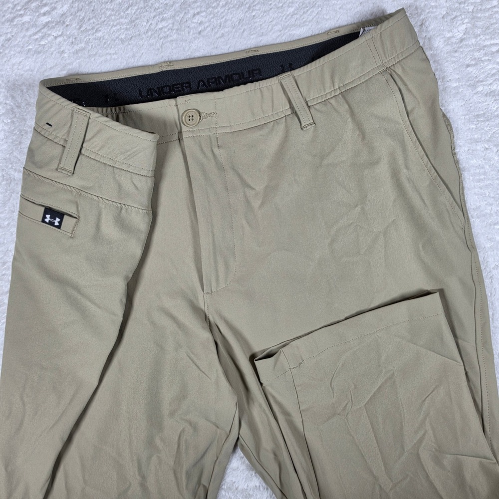 Under Armour Match play Drive Tapered Men 42/32 Beige Stretch Golf Pants 1364407